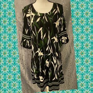 Gently used the Loft dress size 6 very nice